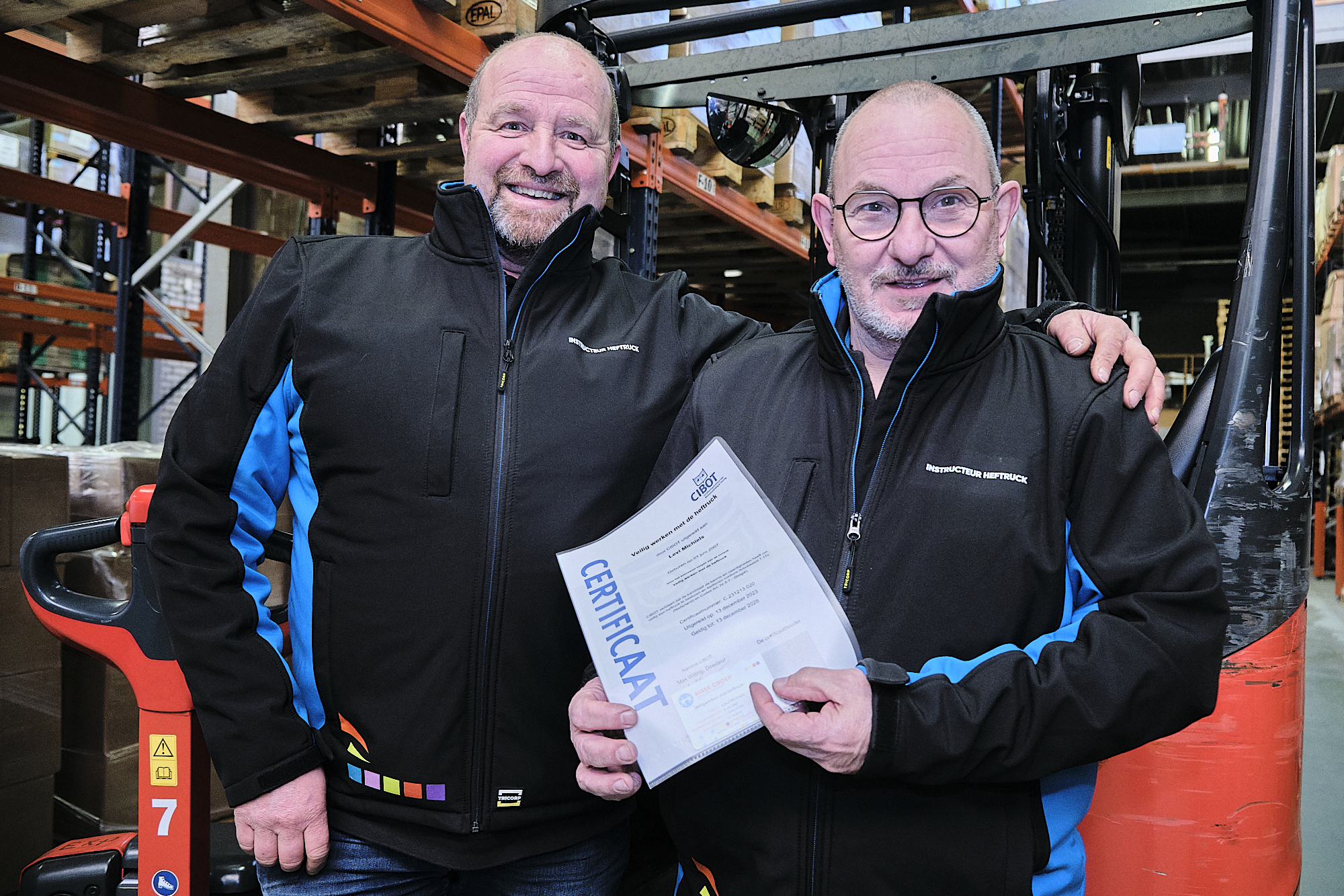 Jan en Marcel behalen instructeursdiploma heftruck/reachtruck/EPT/VCA