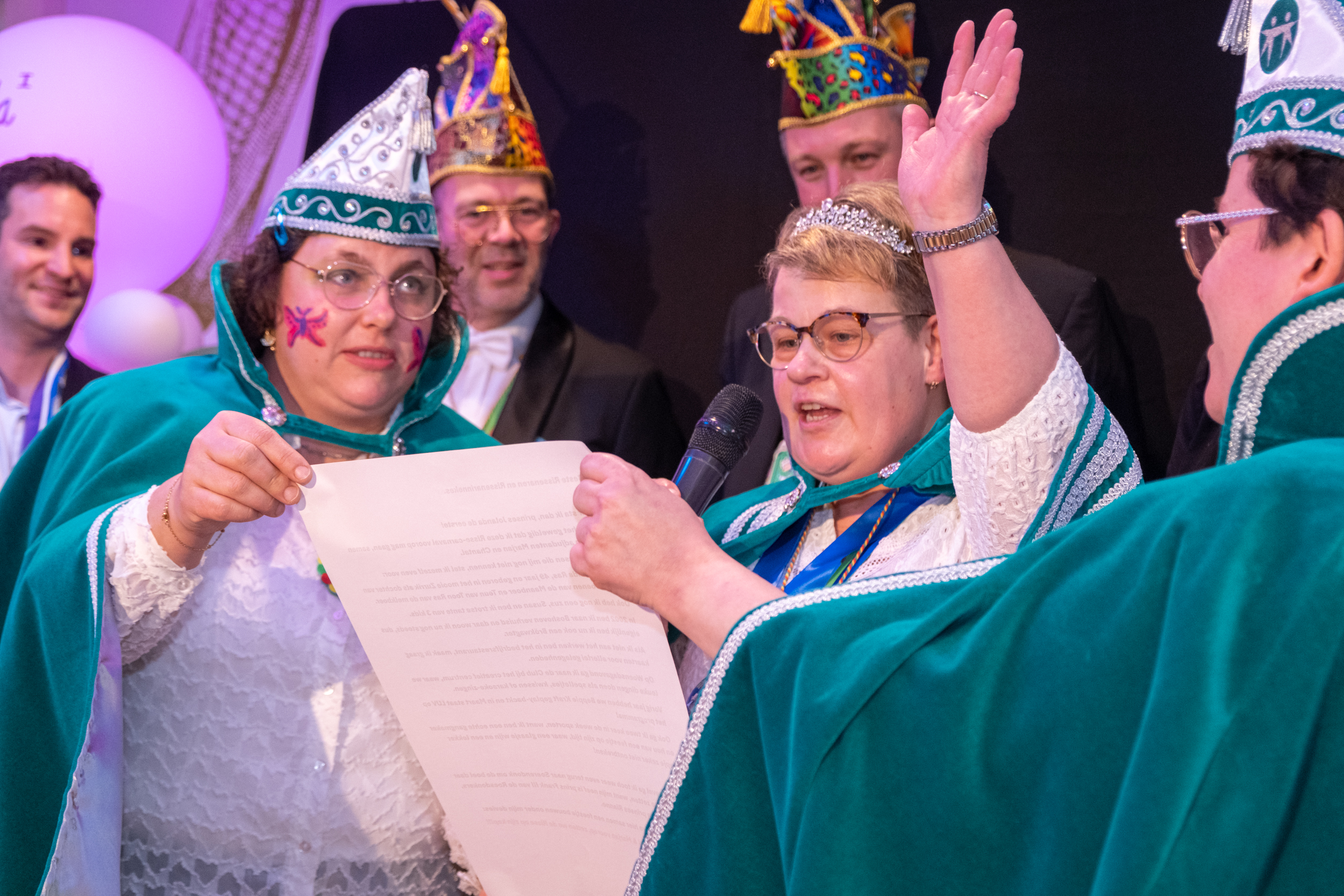 Eerste Risse-Preenses en adjudanten zetten De Risse op z’n kop!